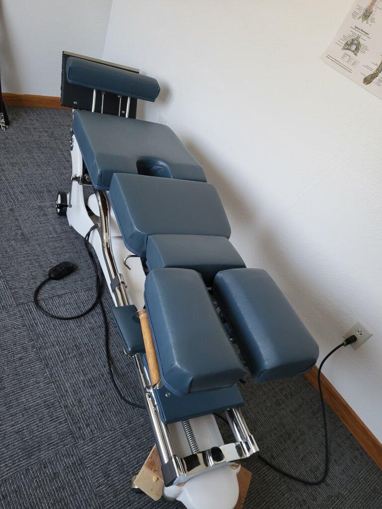 Zenith-Style Hylo Adjusting Table