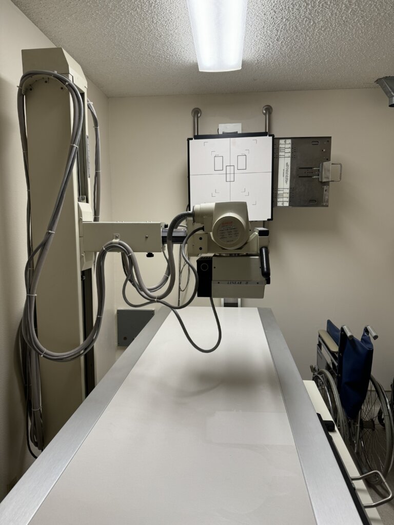 For Sale: Picker Table X-Ray Full Unit low usage available immediately Santa Ana, CA MUST GO!