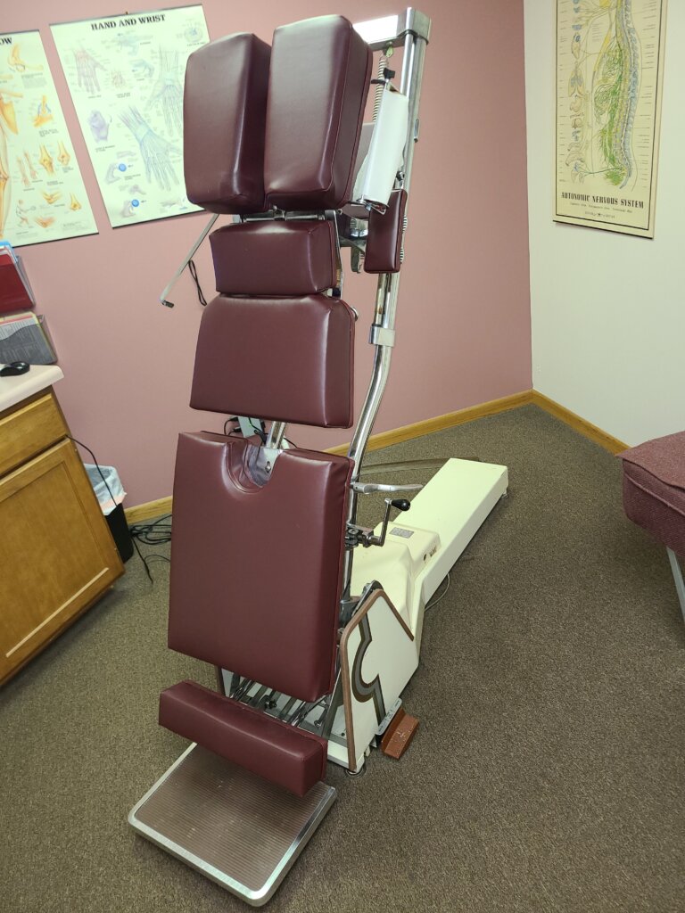 Zenith 210 and 220 adjustnig tables. in Rockford Illinois