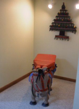 pony chiropractic adjusting table with Christmas tree
